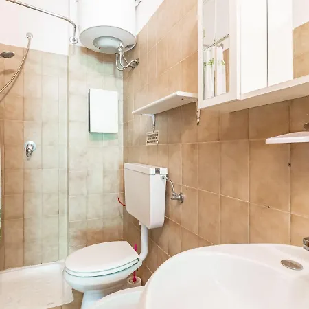 Apartamento Lovely In Near Seabeach *
