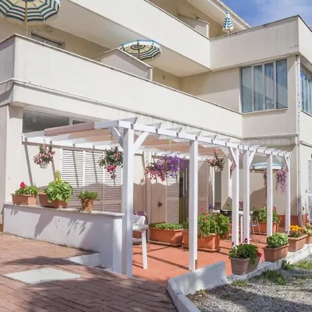 Apartamento Lovely In Near Seabeach