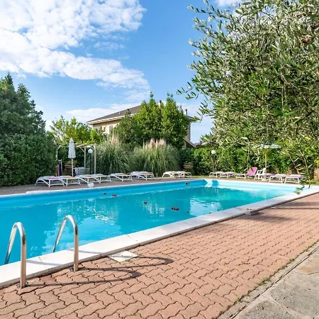Apartamento Lovely In Near Seabeach *