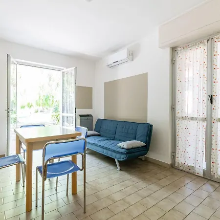Lovely In Near Seabeach Apartamento Loano